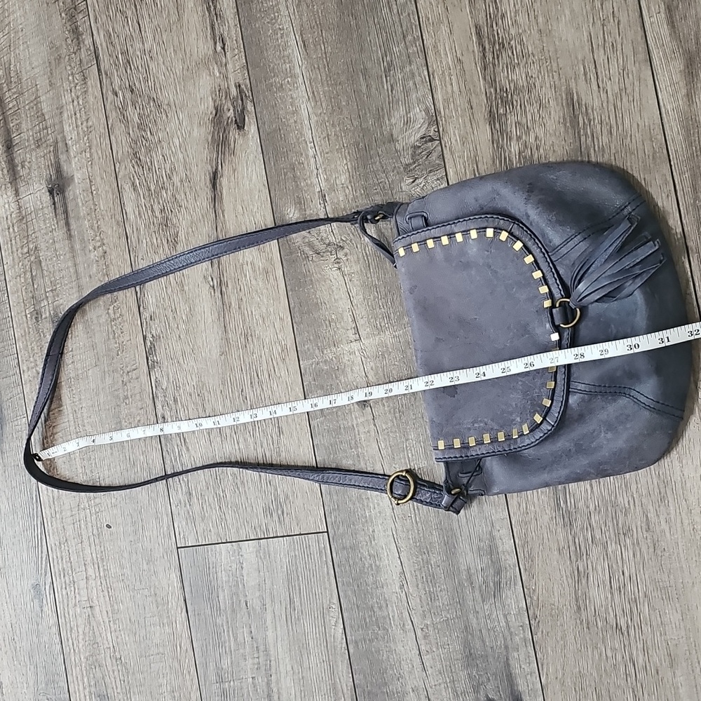 The Sak Navy blue Serrano Leather Saddle Bag crossbody purse fringe metal accent - Picture 7 of 11
